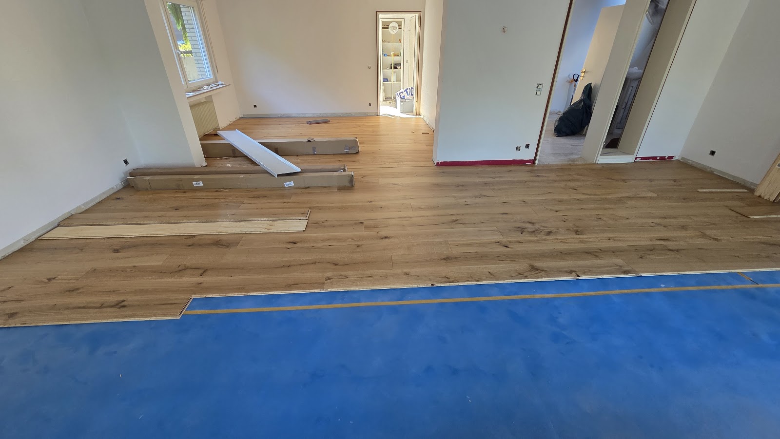 Landhausdielen während der Verlegung, Beispiel für Königswinter